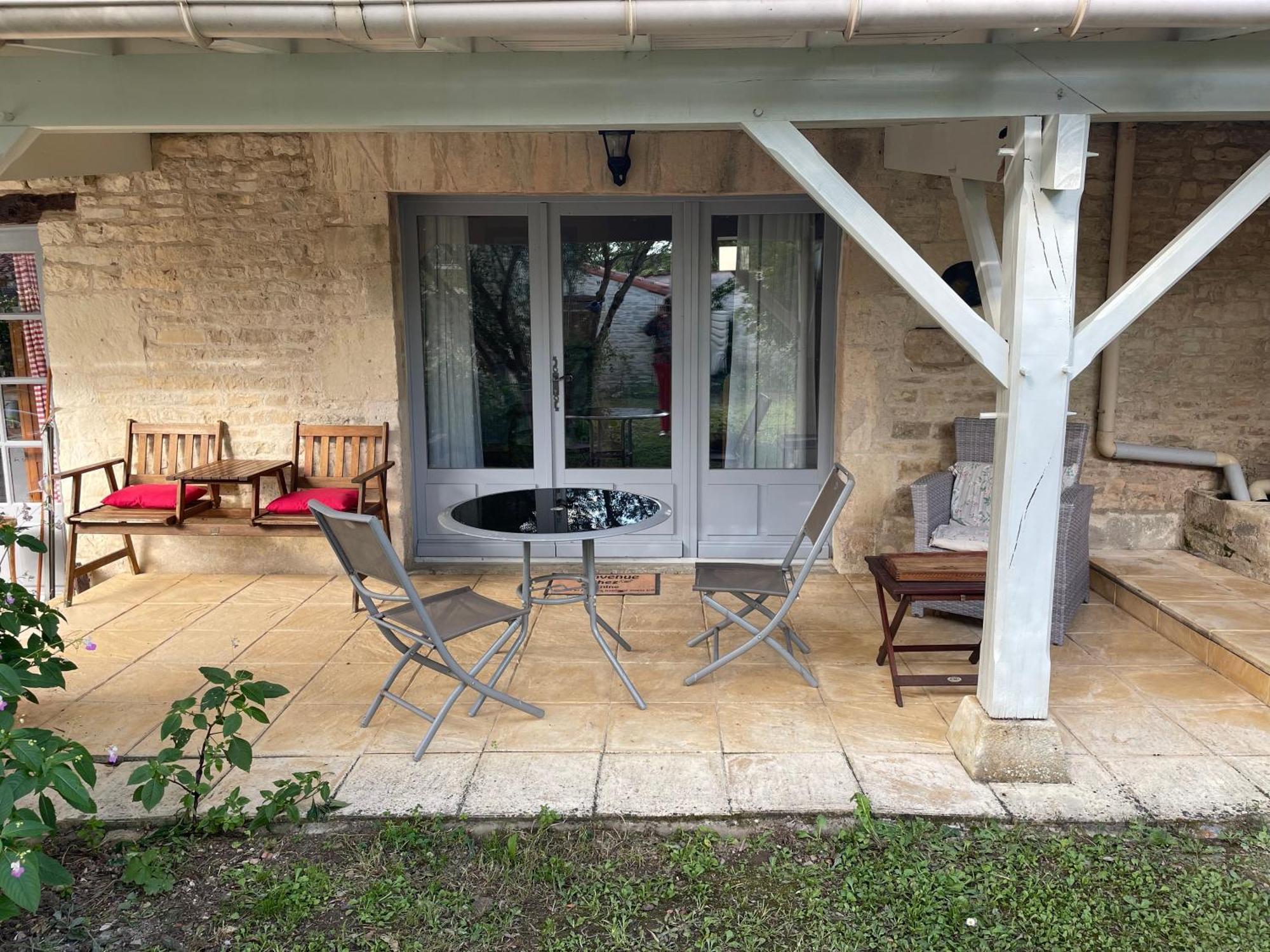 Sous L Olivier Apartment Tusson Exterior photo